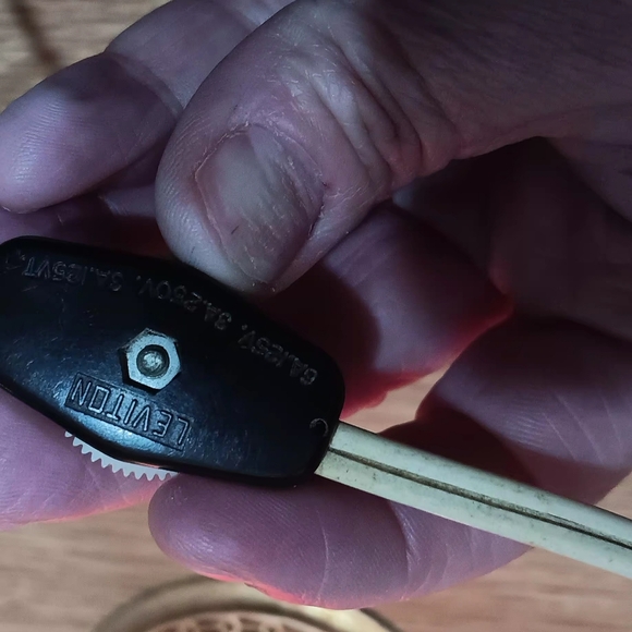 Vintage Art Deco Lamp - Picture 11 of 14